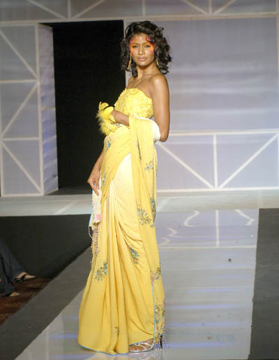 RD122 - Lemon and Yellow two tone sari with sequinze work